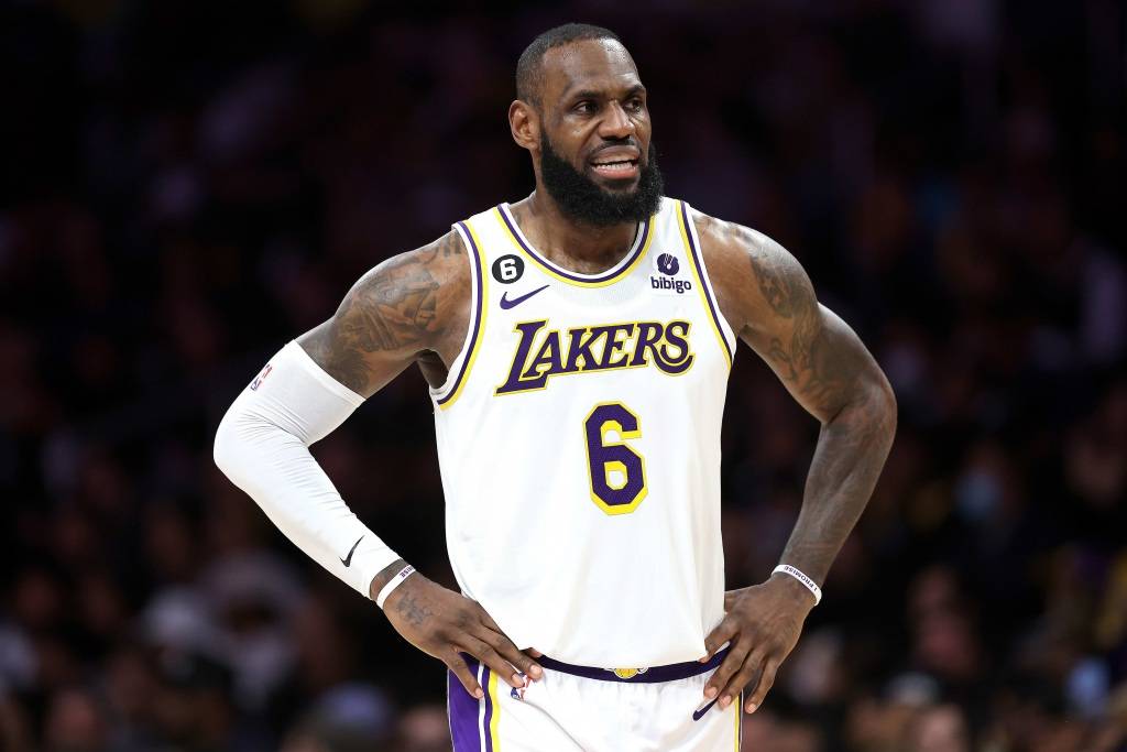 السلة الأميركية : جيمس ثاني لاعب
يتخطى حاجز الـ 38 ألف نقطة