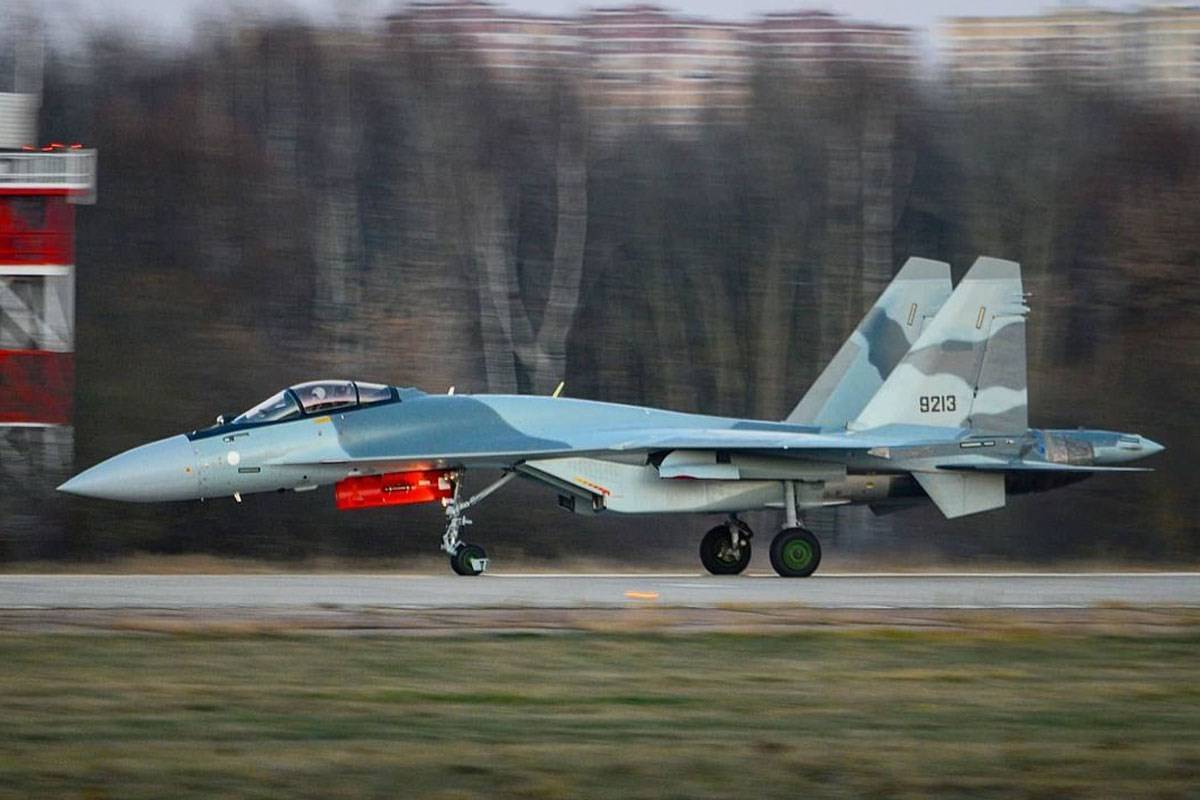 «سوخوي 35» في طريقها الى إيران... الاتحاد الأوروبي: مُفاوضات «النووي» مُستمرّة