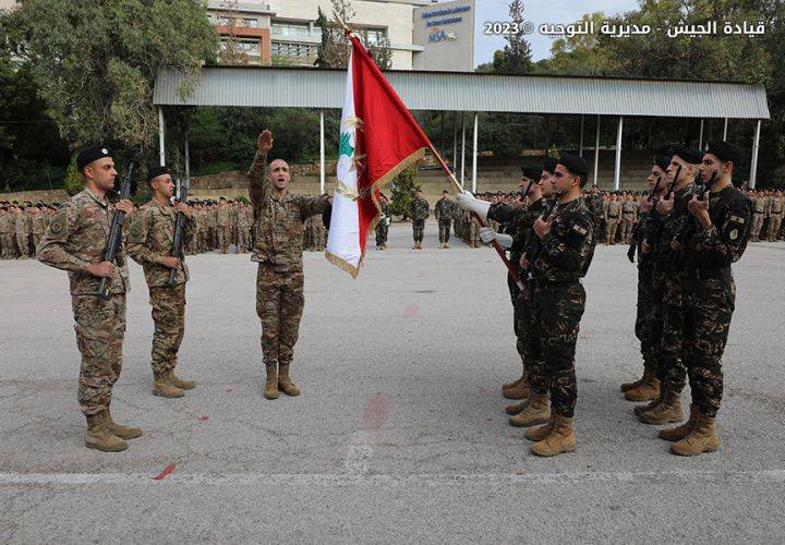 إحتفال تقديم جنود مُتمرّنين ومُجندين
مُمدّدة خدماتهم الى العلم في الوروار