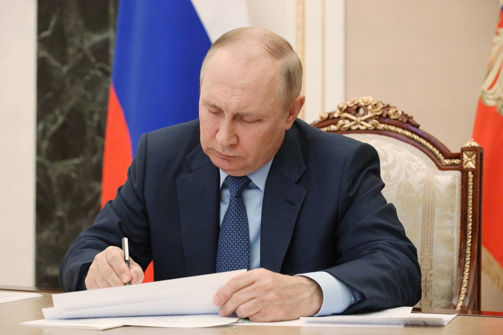 بوتين يحيل إلى الدوما مشروع قانون بفسخ الاتفاقات الدولية المبرمة مع مجلس أوروبا