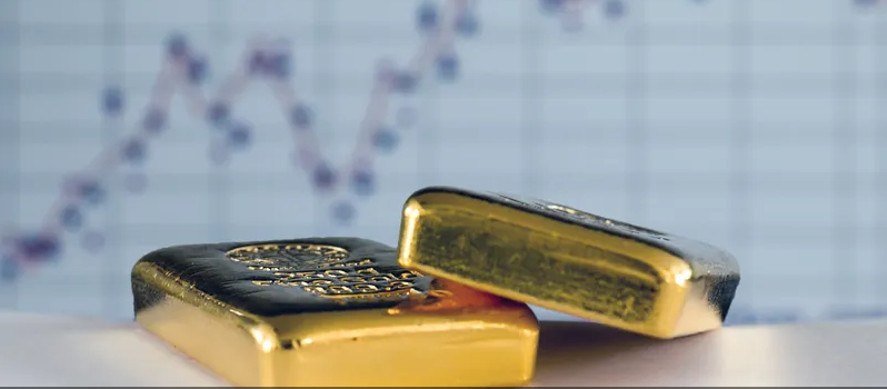 الذهب يرتفع بفضل انخفاض الدولار