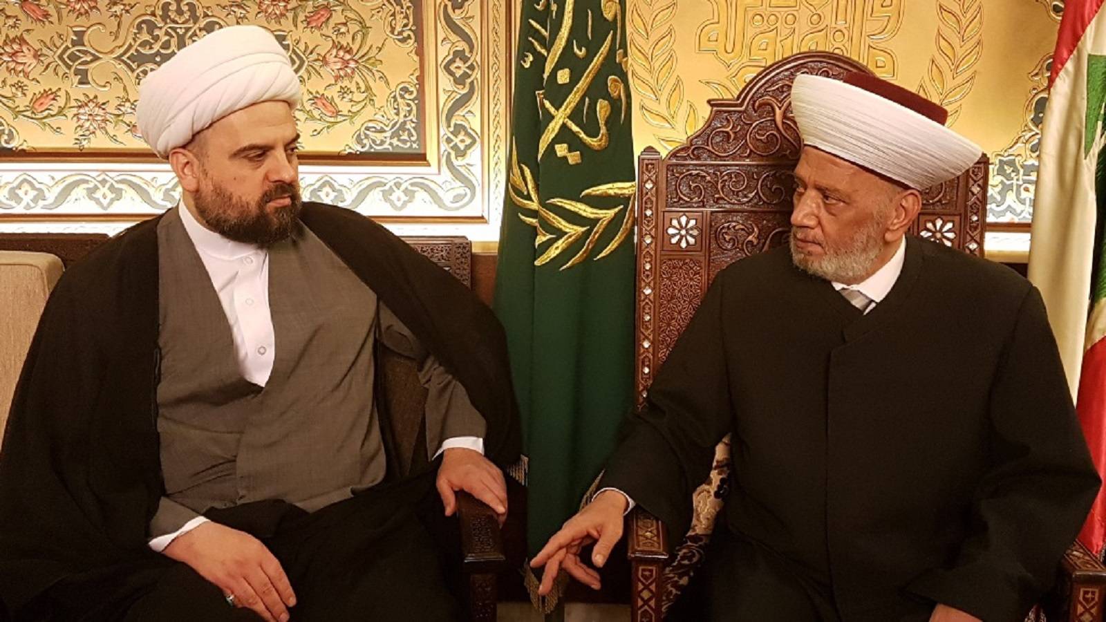 بعد حرق القرآن الكريم في السويد.. دريان وقبلان يستنكران