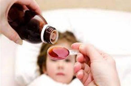قتلت 300 طفل... تحذير من أدوية سعال تحتوي على مواد سامة!