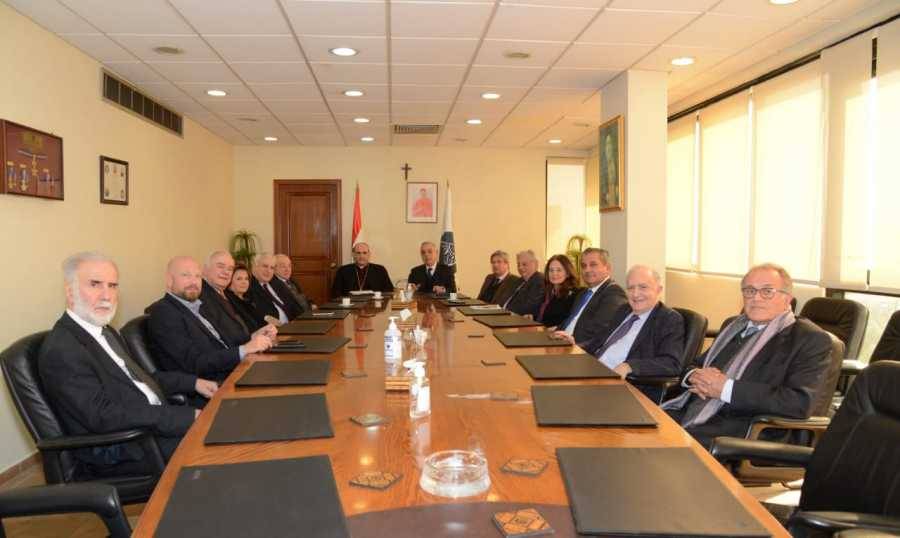 السفير البابوي زار "الرابطة المارونيّة":
لبنان واجه أزمات أكثر خطورة وتمكن من تخطّيها