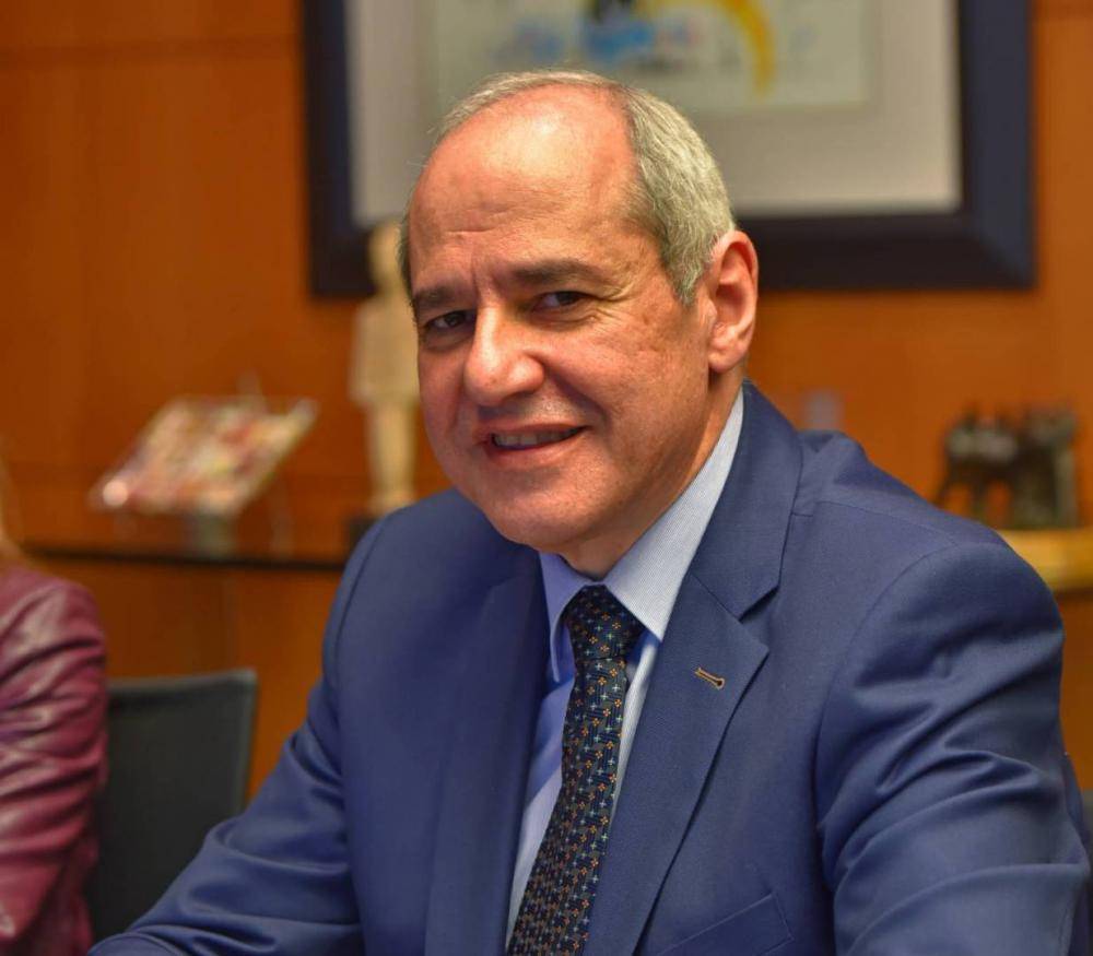 ملحم خلف: باقٍ في ساحة النجمة ولن أغادرها