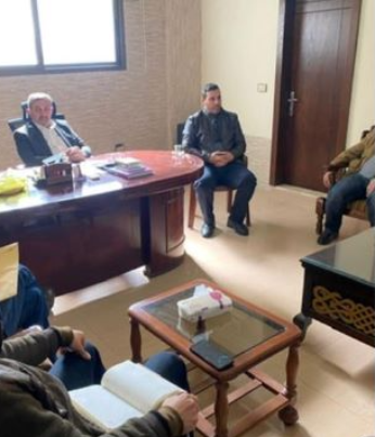 عز الدين بحث مع وفد لجنة
عمال 