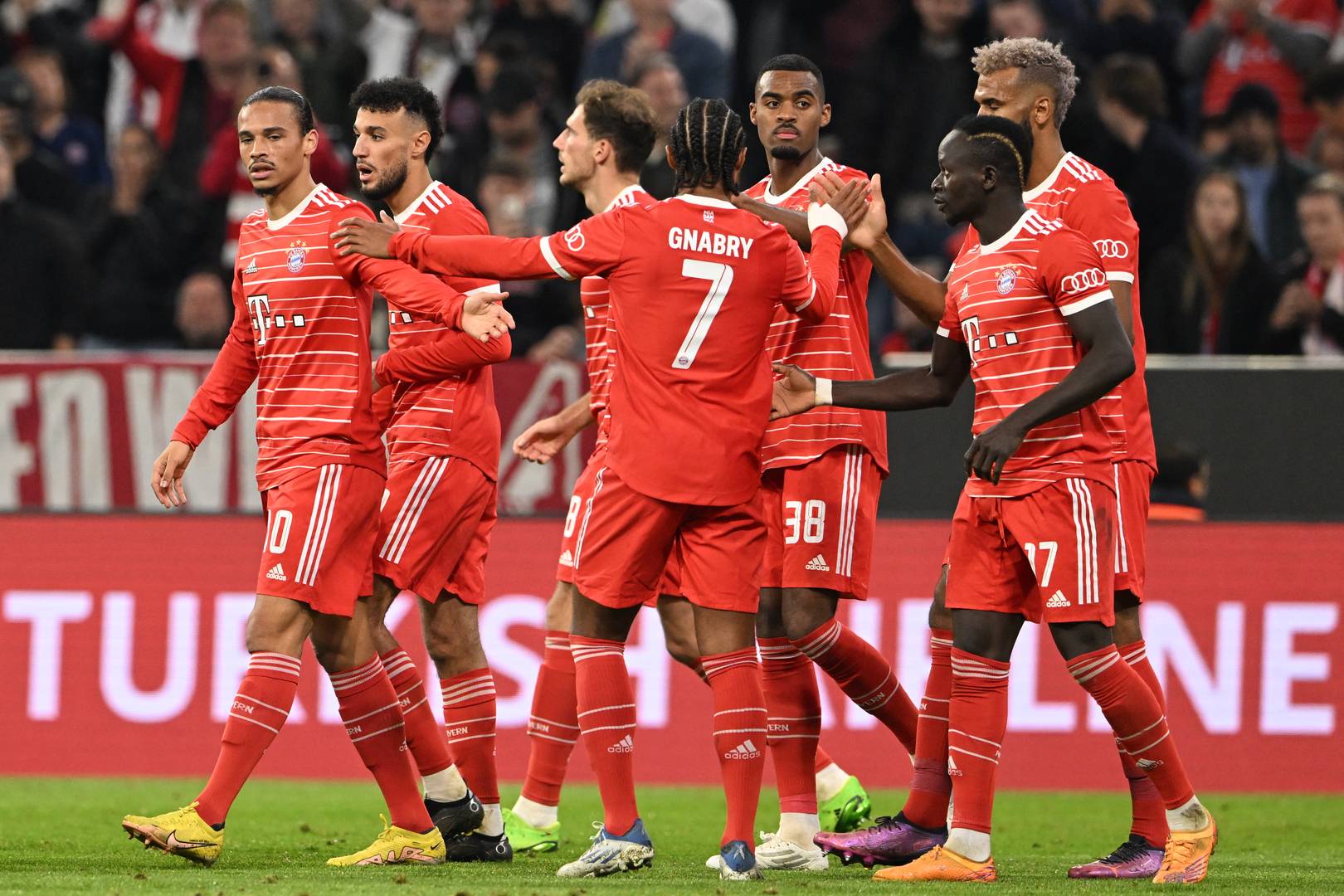 الدوري الألماني : مواجهة نارية
بين بايرن ميونيخ وأينتراخت فرانكفورت