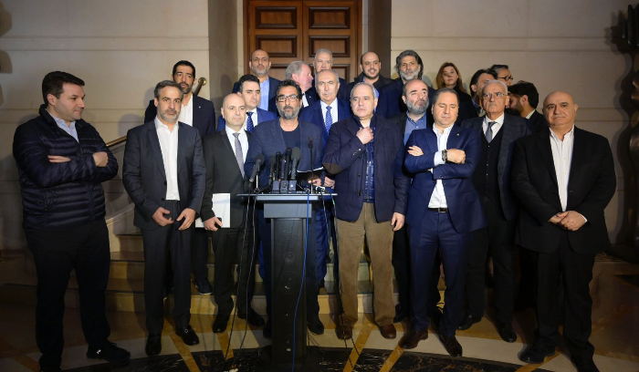 بيان مشترك لنواب المعارضة والتغيير:
لمحاسبة عويدات واستكمال البيطار تحقيقاته...