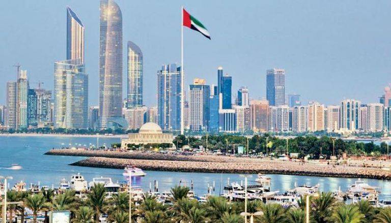 في أبو ظبي.. زبائن تسمّموا بـ "السالمونيلا" فأقفل المطعم