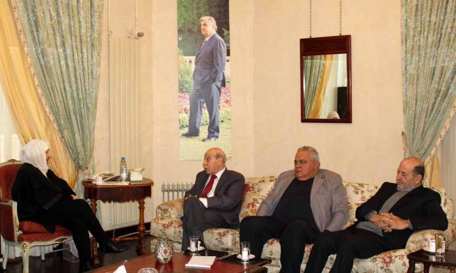 الحريري التقت وفد "الجبهة الديموقراطيّة"
وتأكيد على تعزيز الوحدة الوطنيّة الفلسطينيّة