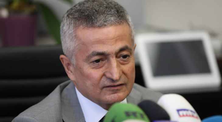 الخليل أصدر قرارين لتسديد الضريبة وتحديد دقائق
 تطبيق أحكام المادة 29 من قانون الموازنة
