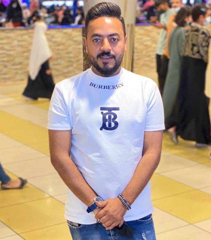 محمد عبدرب الرضاء بن خليفه السالم يكشف تفاصيل العرض المسرحي "عودة الغريب"