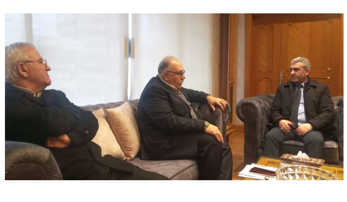 عبدالله طالب بيرم بدولرة رواتب

واجور موظفي القطاع الخاص