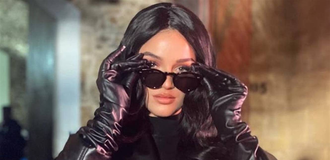 بعد تجربة السجن.. "أشهر مؤثرة" بالجزائر تفاجئ متابعيها بأغنية مليونية