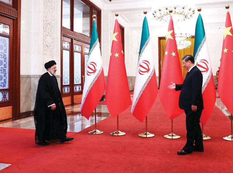 إيران والصين تدعوان لاستئناف الاتفاق النووي... وتوقيع 20 مُذكرة تفاهم