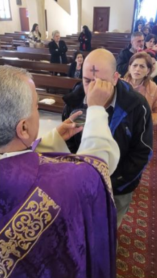 الأب قزي ترأس قداس "إثنين الرماد":
ندعو الى المحبّة وعمل الرحمة