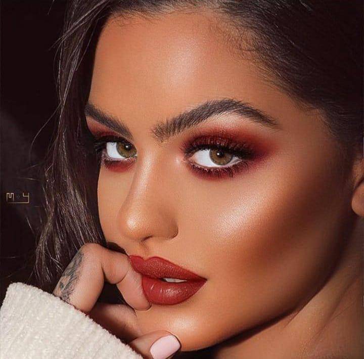 ديالا خليل لمسات سحرية لميك اب عصري!