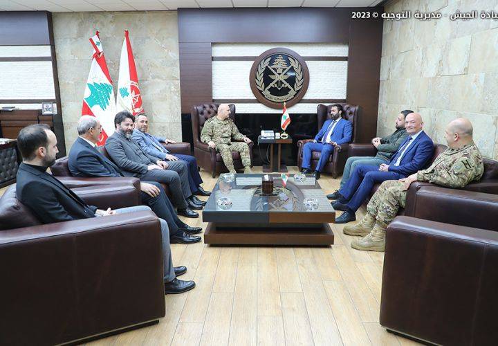 إستقبالات قائد الجيش