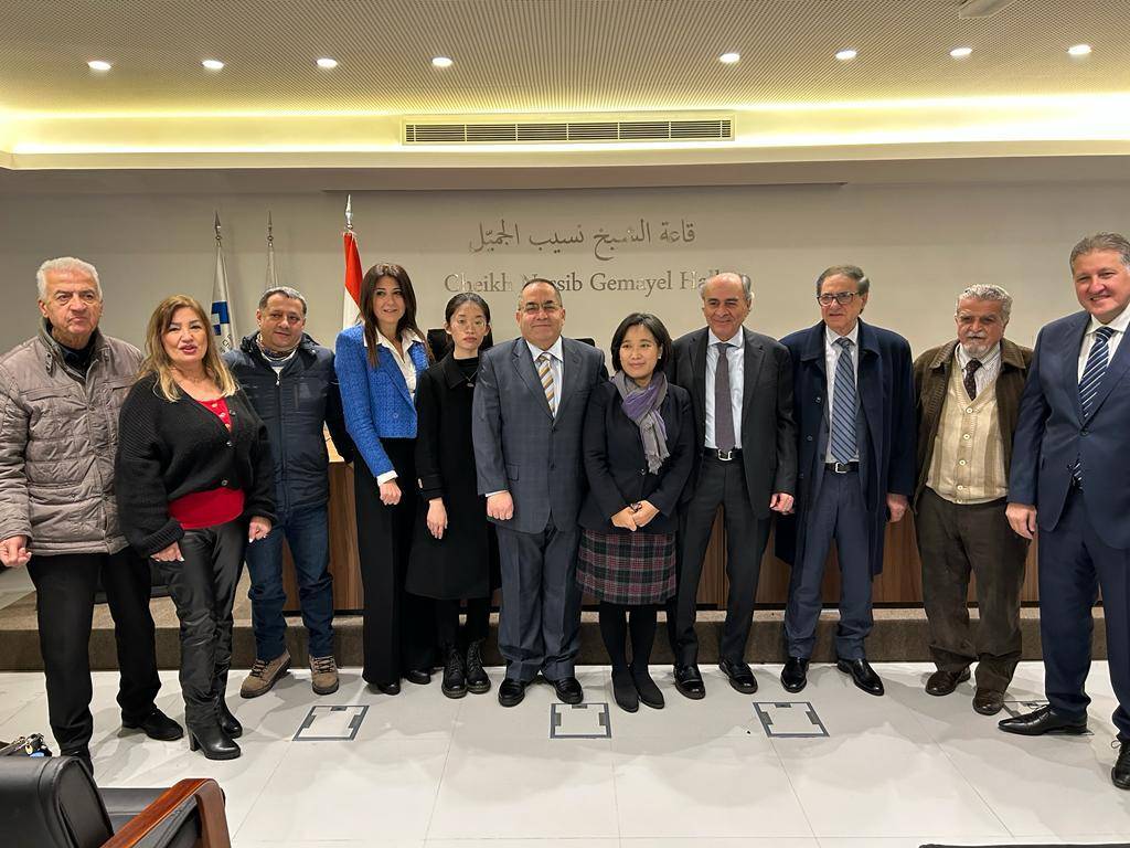 زيارة المستشارة الاقتصادية في السفارة الصينية

الى مقر غرفة بيروت وجبل لبنان في جونية