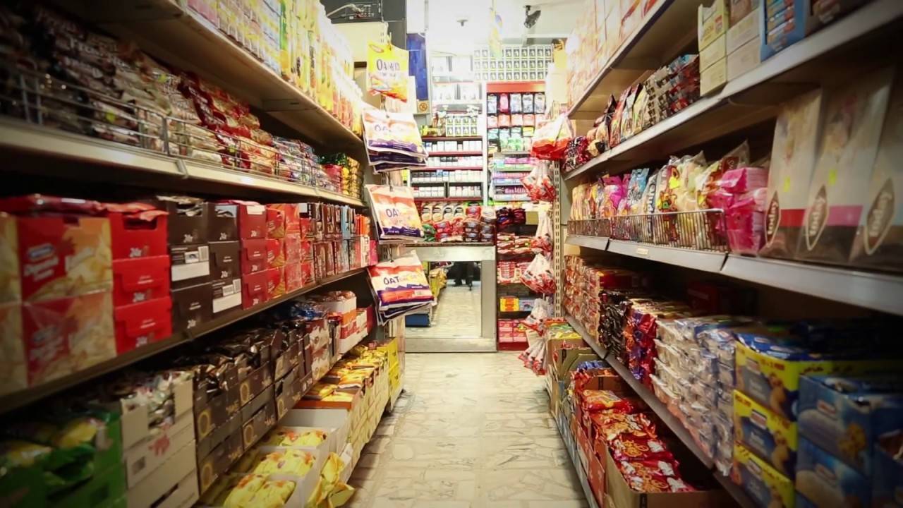 تخوّف من تأثير سلبي لبدء التسعير بالدولار في السوبرماركت على سعر الصرف