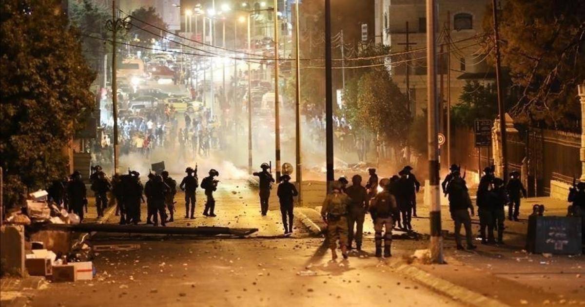 مواجهات واسعة بين الفلسطينيين والاحتلال في نابلس