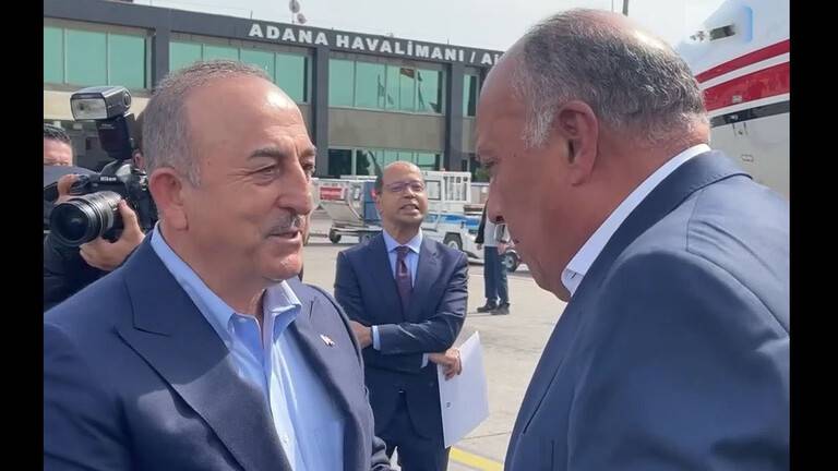 أوغلو: تركيا تفتح صفحات جديدة مع مصر