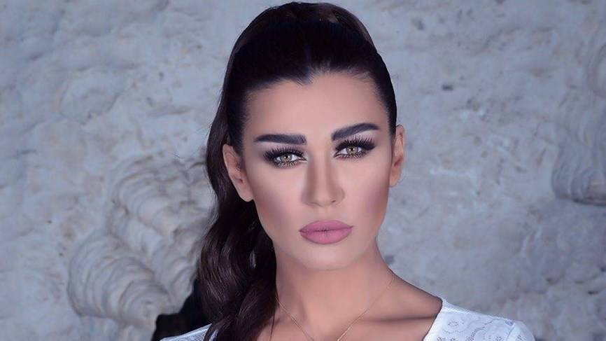 بالصور - نادين الراسي: ولدت لأكون محاربة