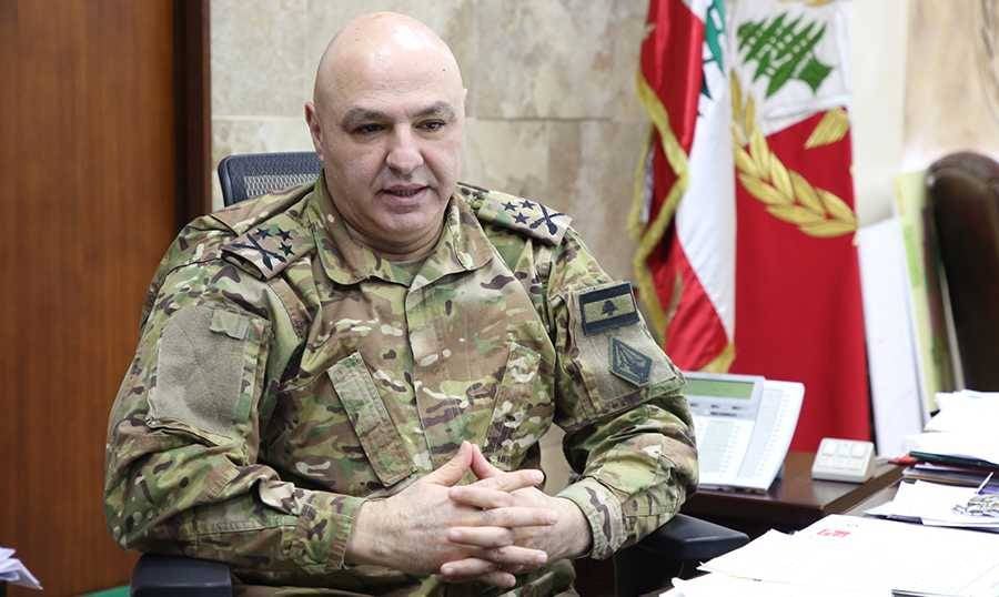 قرار لقائد الجيش يعتبر بطاقة تسهيل المرور بمثابة ترخيص حمل سلاح