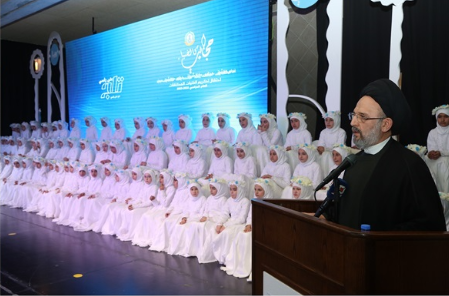 فضل الله: لا يمكن أن نبني وطناً
إلاّ بالعدالة والمساواة وتطبيق القانون