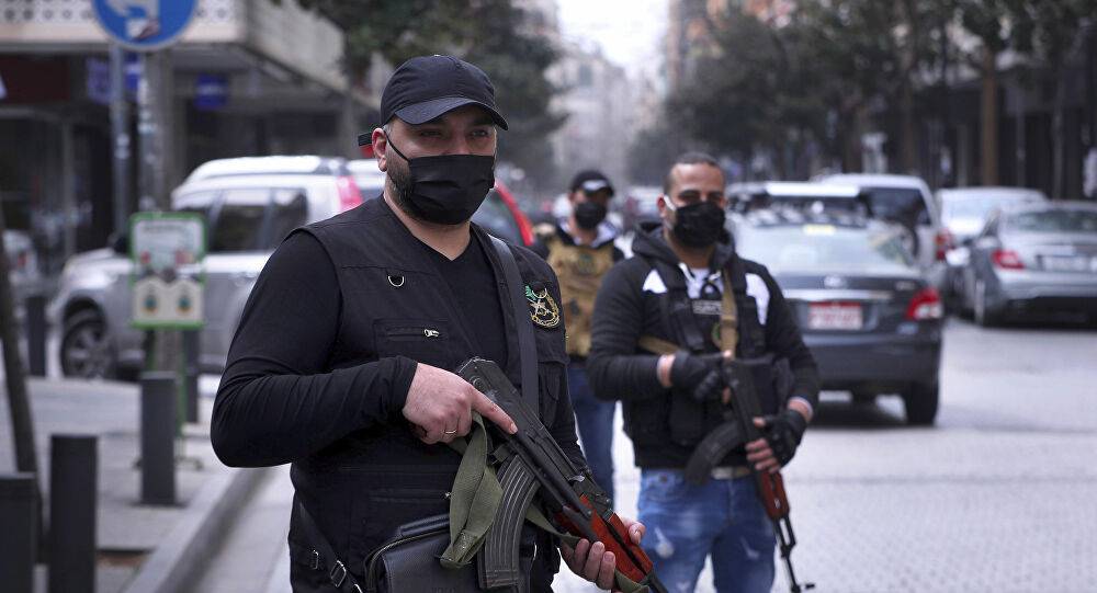 قرار لميقاتي بسحب العناصر والآليات من الشخصيات السياسية وغير السياسية