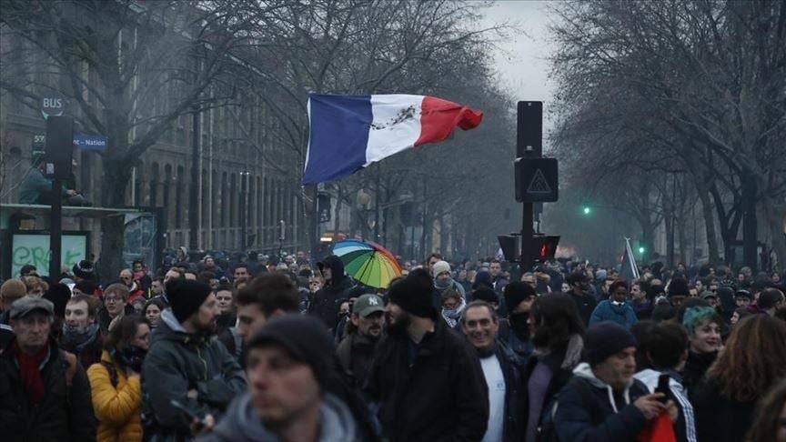 تظاهرات في باريس إحتجاجا على مشروع قانون يقيّد الهجرة إلى فرنسا