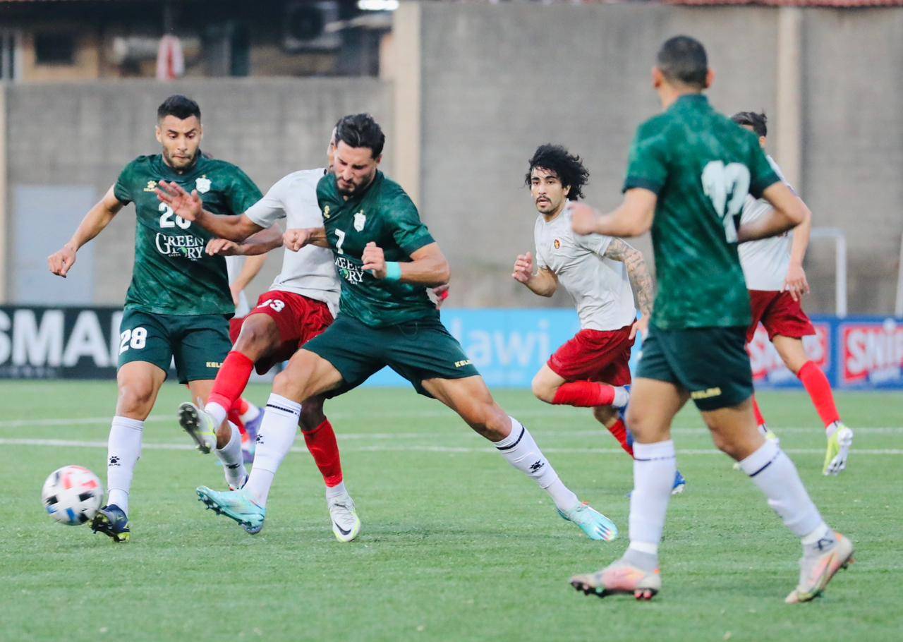 الدوري اللبناني في كرة القدم - سداسية الأوائل
النجمة يحسم الدربي مع الأنصار ويقدم هدية ثمينة للعهد