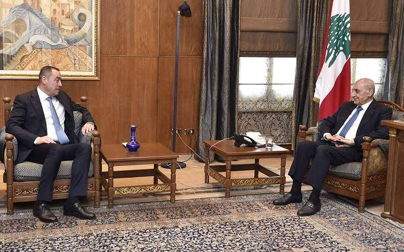 بري التقى البيسري
ومدير المخابرات في الجيش