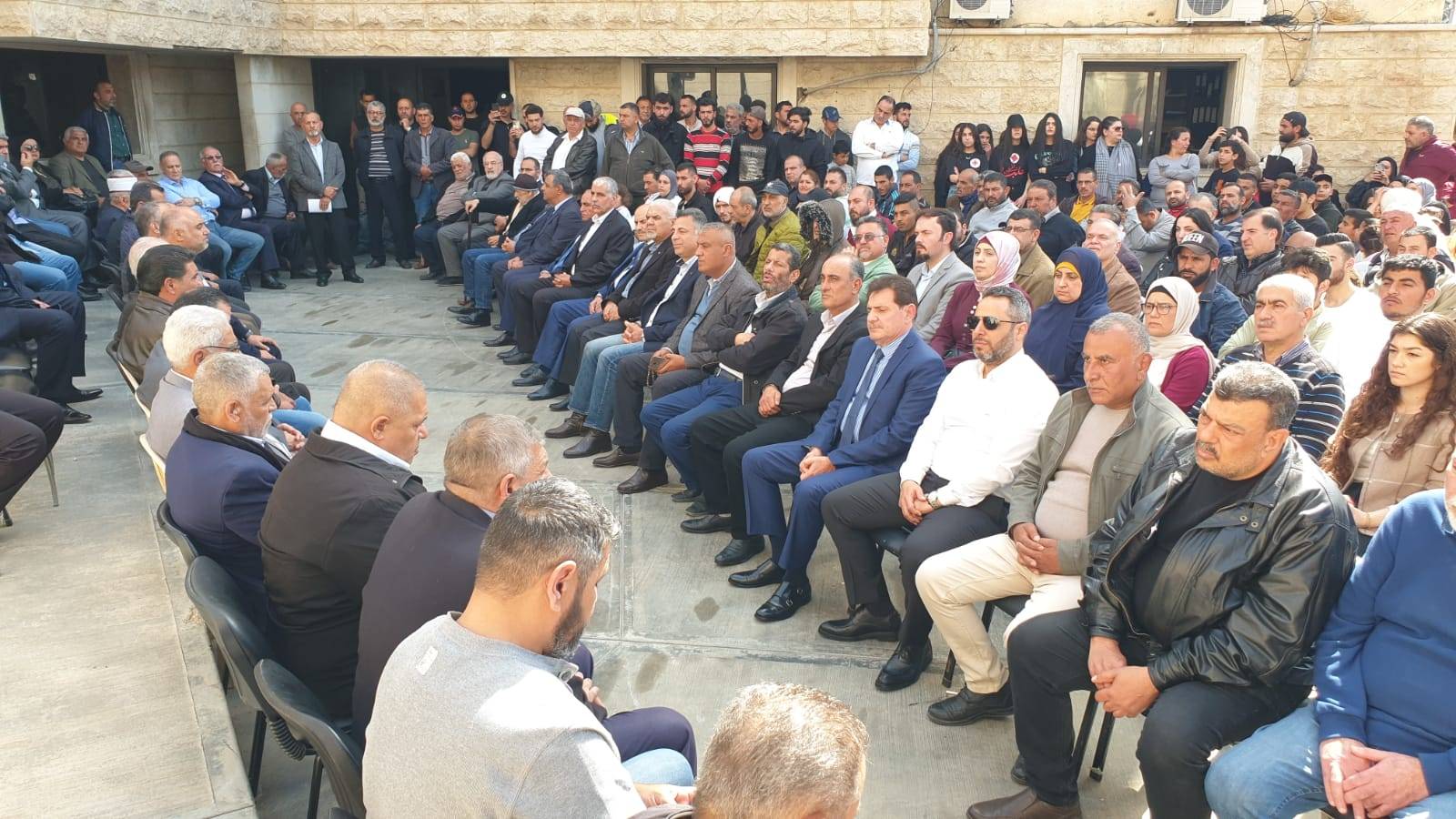 ساحة شهداء مجزرة حلبا تجمع القوميين في عيد ميلاد سعاده
المهرجان أحيا نبض الأحزاب في عكار