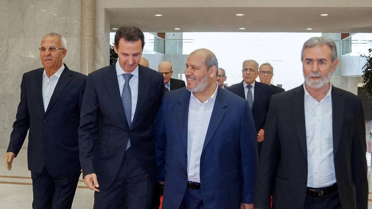 نصف الباب فُتح أمام "حماس" في دمشق التي لن تعود الى الماضي
وفدها زارها إنسانياً ومتضامناً والسياسة كانت بعيدة عن اللقاءات