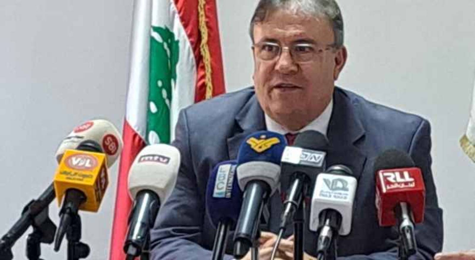 محفوض: سنقيّم الوضع الاثنين.. وإذا كانت
الأجواء سلبيّة سنعلن العجز عن الحضور