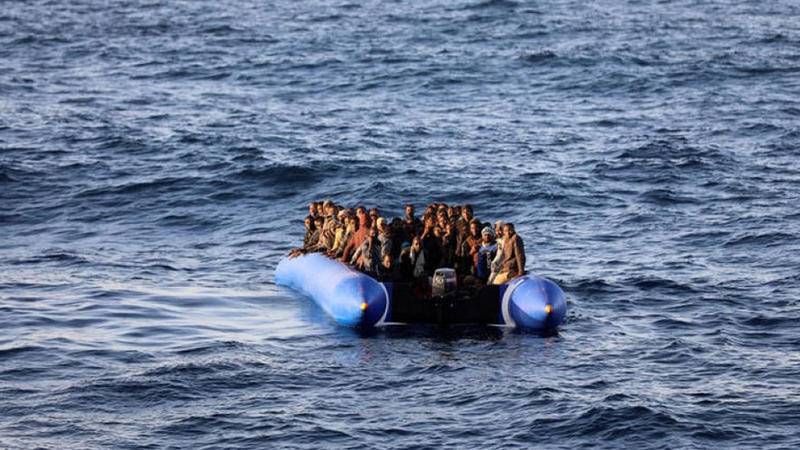 إنقاذ أكثر من 1300 مهاجر قبالة سواحل إيطاليا