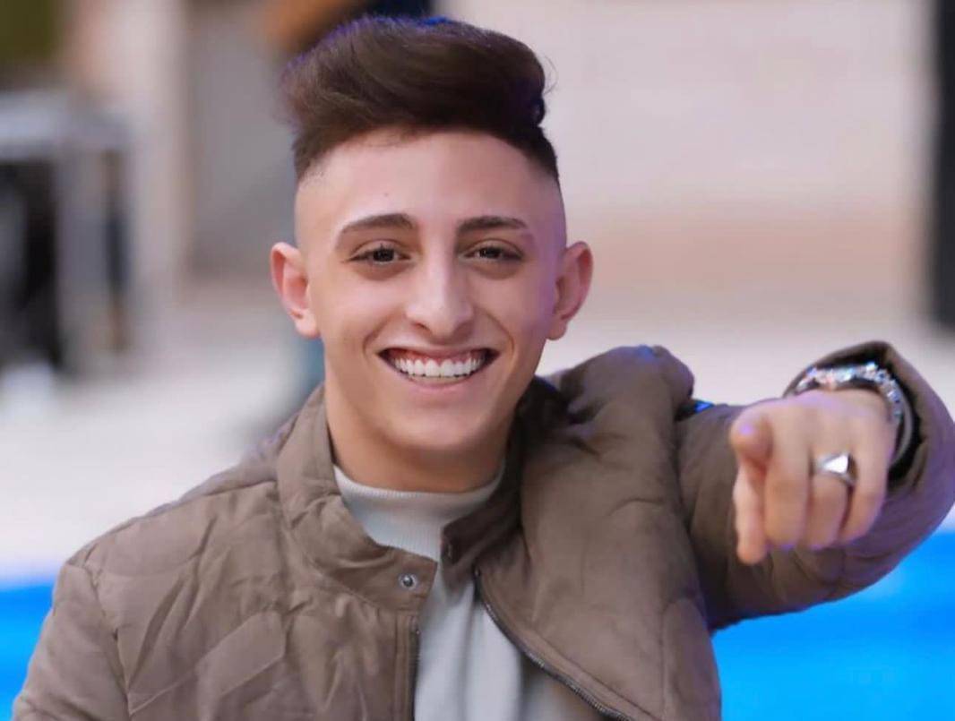 حصريا.. الفنان الفلسطيني أنس أبو سنية يعلن عن اغنيته الجديدة "شايف غباش"
