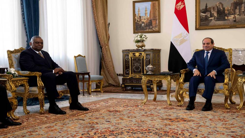 السيسي وأوستن يبحثان جهود تعزيز السلم والإستقرار على المستوى الدولي
