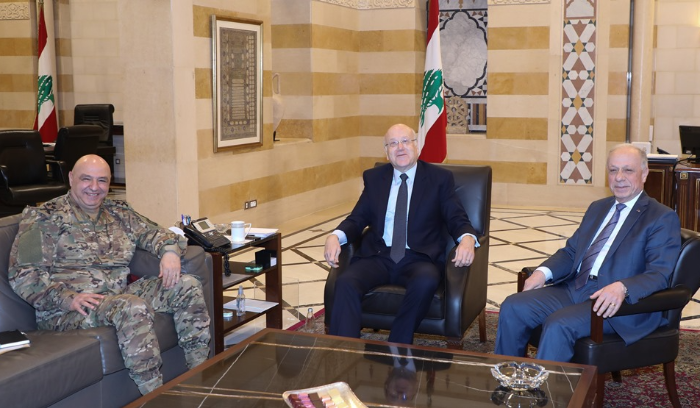 التقى المرتضى وسفير سريلانكا وبحث في مطالب "اللبنانيةّ"
ميقاتي التقى سليم وعون "لحلّ التباينات بروح التعاون"
وترأس اجتماعاً لبحث الحاجات الماليّة للجيش والأسلاك الأمنيّة