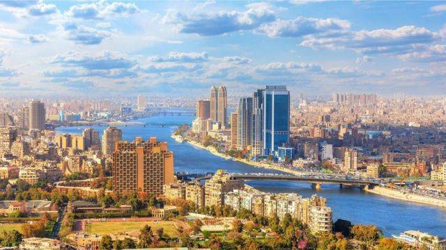التضخم في مصر يقفز إلى مستوى تاريخي