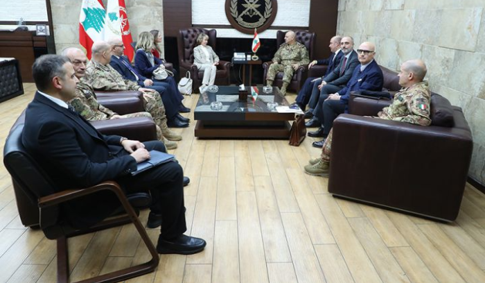 كاراكسي: إيطاليا لن تتوانى عن دعم لبنان