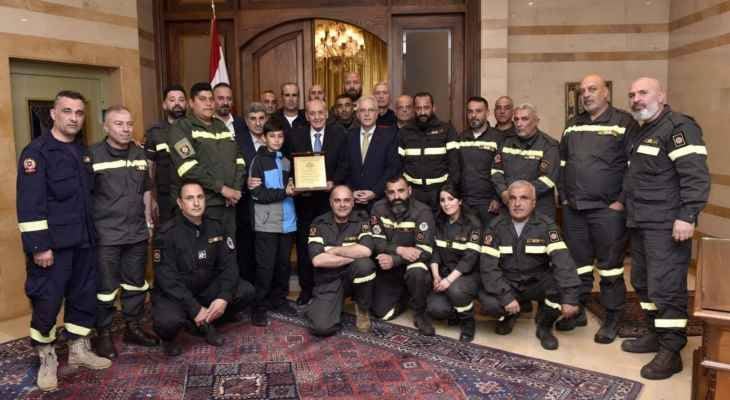 بري استقبل الخطيب والدفاع المدني: البلد بحاجة
الى الروحيّة والمناقبيّة الإنسانيّة المجسّدة بالمتطوّعين