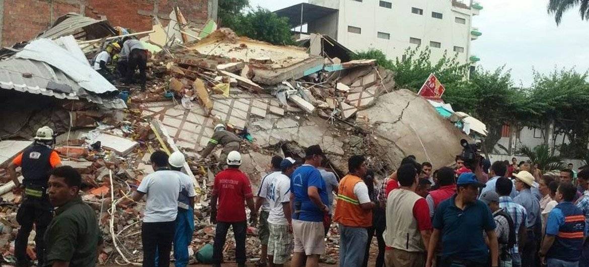 4 قتلى جراء زلزال بقوة 6.7 درجات ضرب سواحل الإكوادور