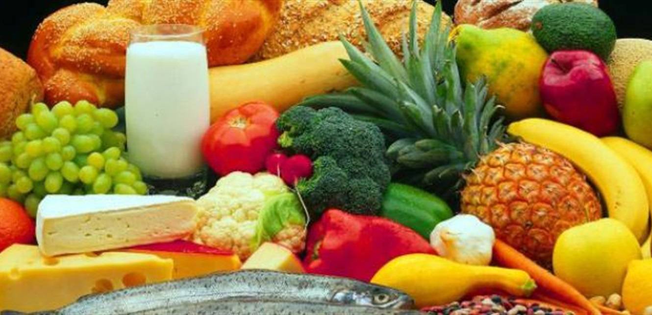 كيف يُساعدكَ الأكل الصحّي على زيادة إنتاجيتكَ؟