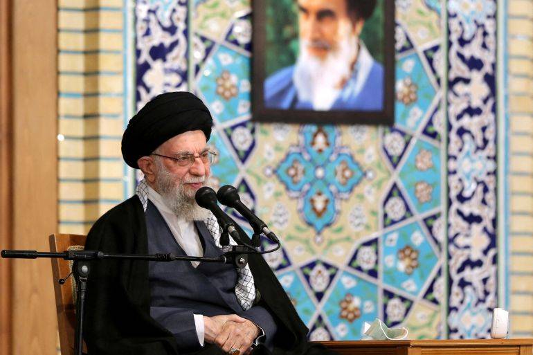 خامنئي يمد يده لأوروبا.. فماذا قال عن آسيا وأميركا وتدخل إيران في أوكرانيا؟