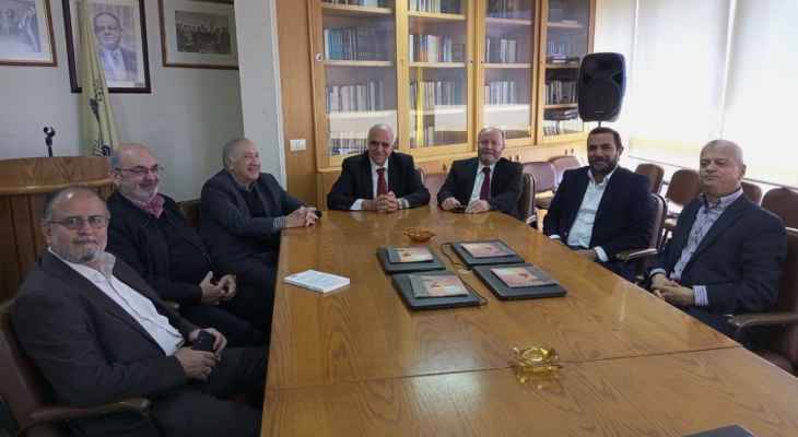 نقابة المحرّرين بحثت في تشكيل لجنة
تضع خطة إنقاذ اقتصاديّة- اجتماعيّة
