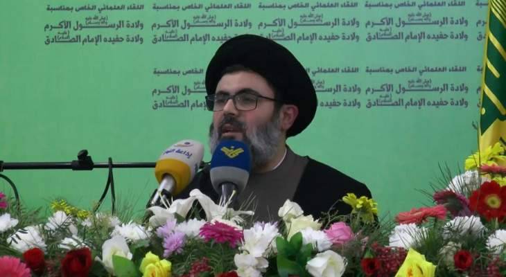 حزب الله حذر من "تلكؤ الأمم المتحدة وغيرها من دول وجمعيّات في ملف النازحين:
على اللبنانيين أن يتوحّدوا وألاّ ينتظروا الخارج لكي يفرض علينا رئيساً