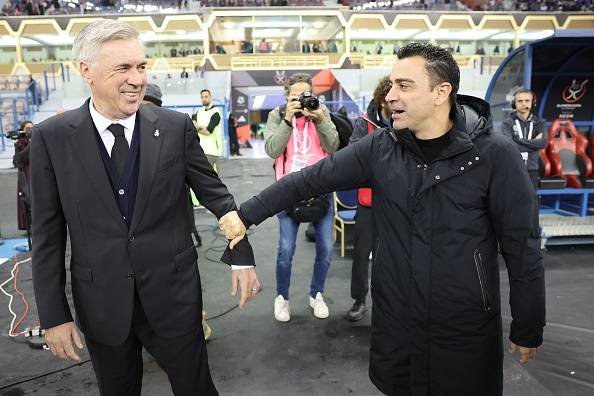 كيف علّق مدربا برشلونة وريال مدريد قبل الكلاسيكو اليوم