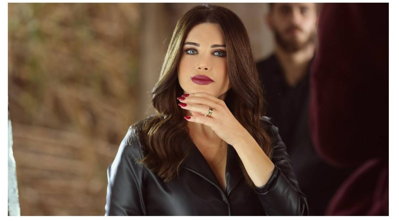 منى أبو حمزة توجّه رسالة الى منتجة برنامج 